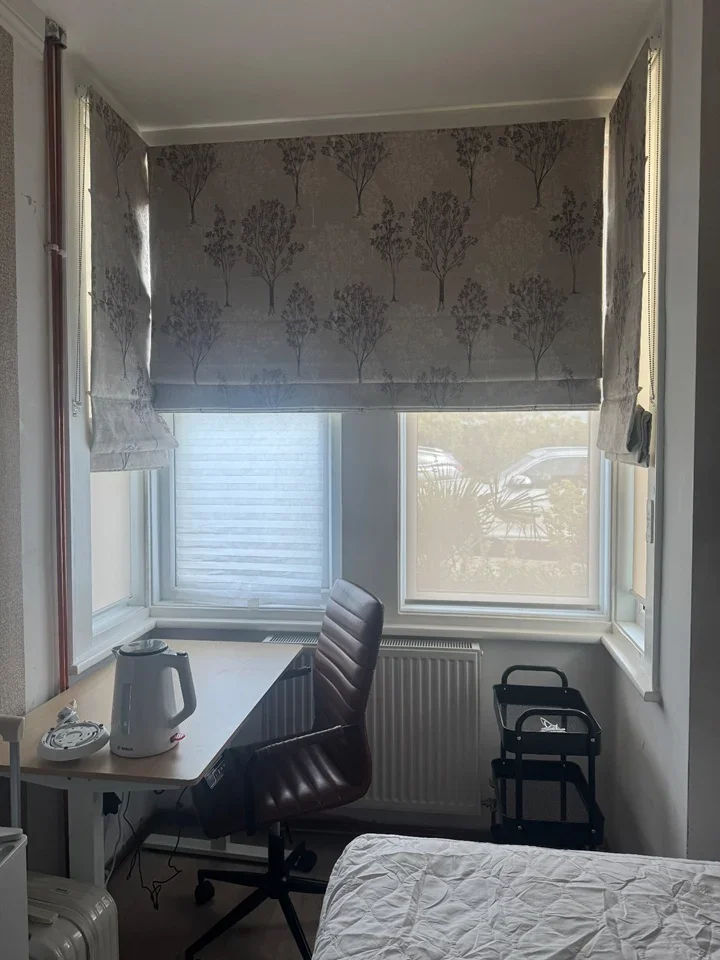 Room Belmont Road in Greater London