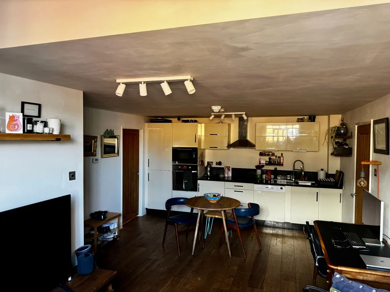 Flat Warriner Gardens in Greater London