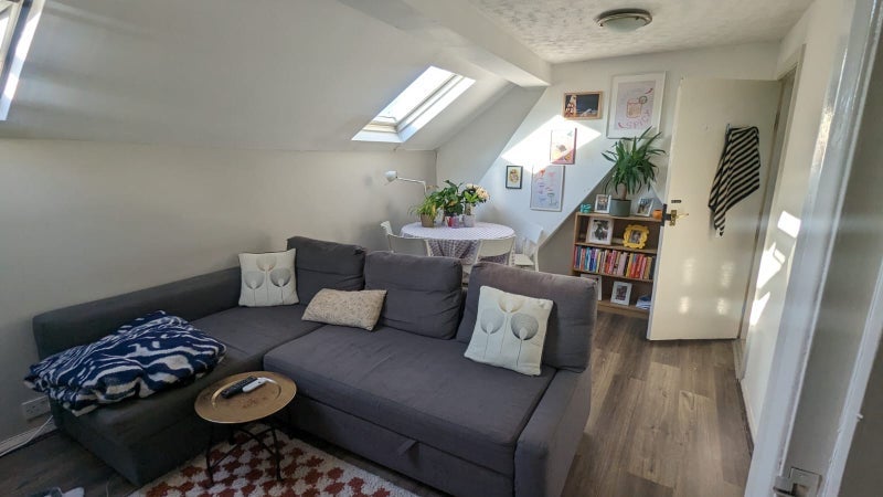 Room Bucharest Road in Greater London