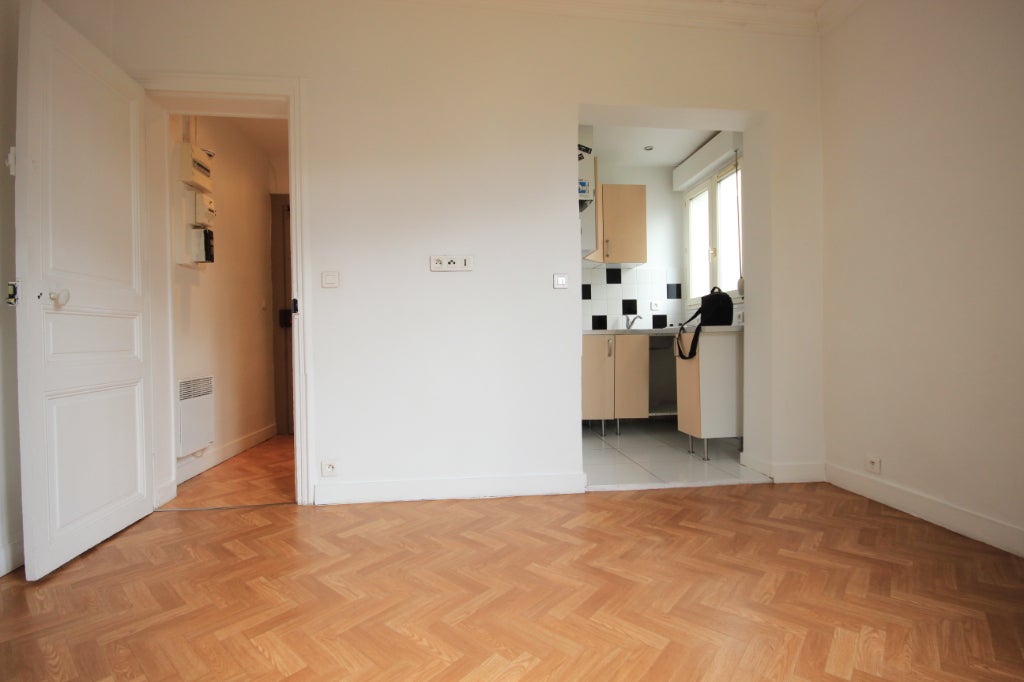 Flat Rue La Guimard in Pantin