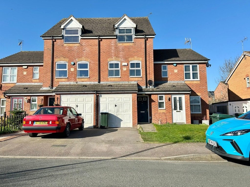 House Pheasant Oak in Coventry