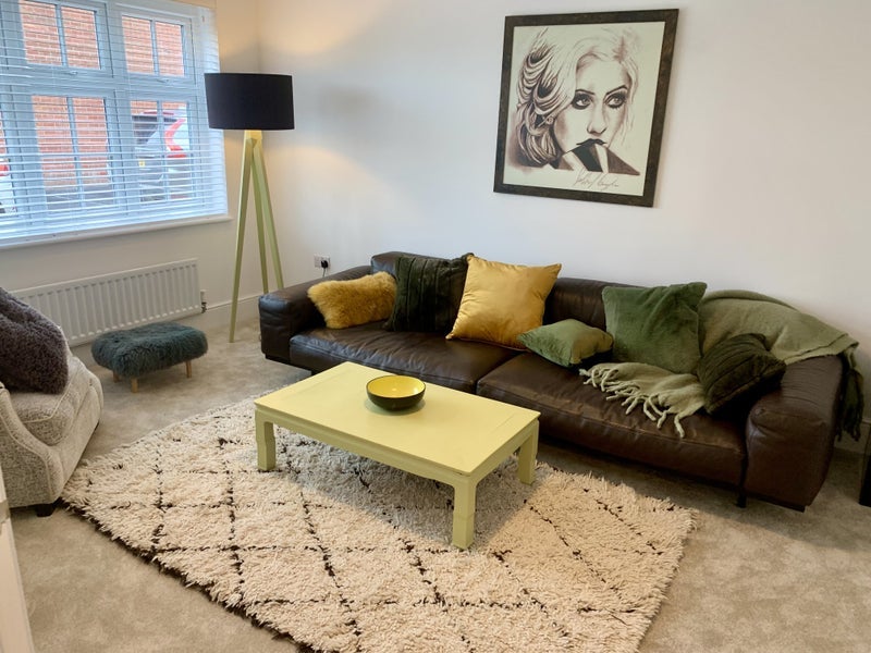 Room Ashbourne Court in Leeds