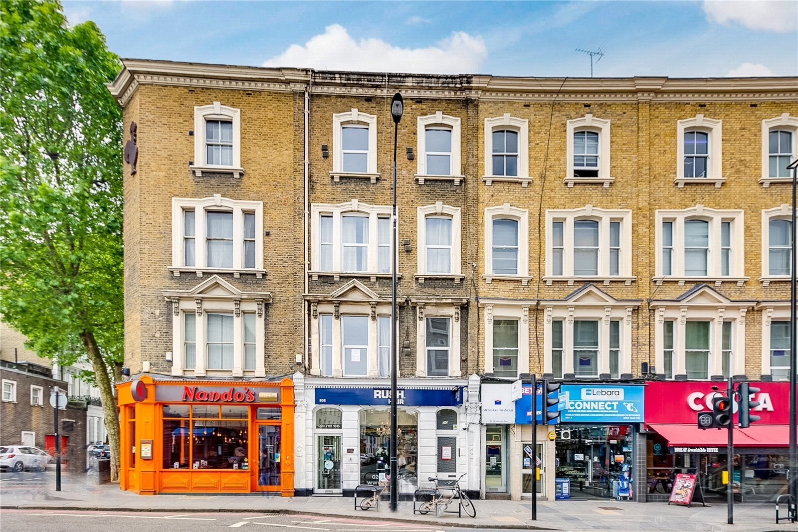 Flat Earl's Court Road in Greater London