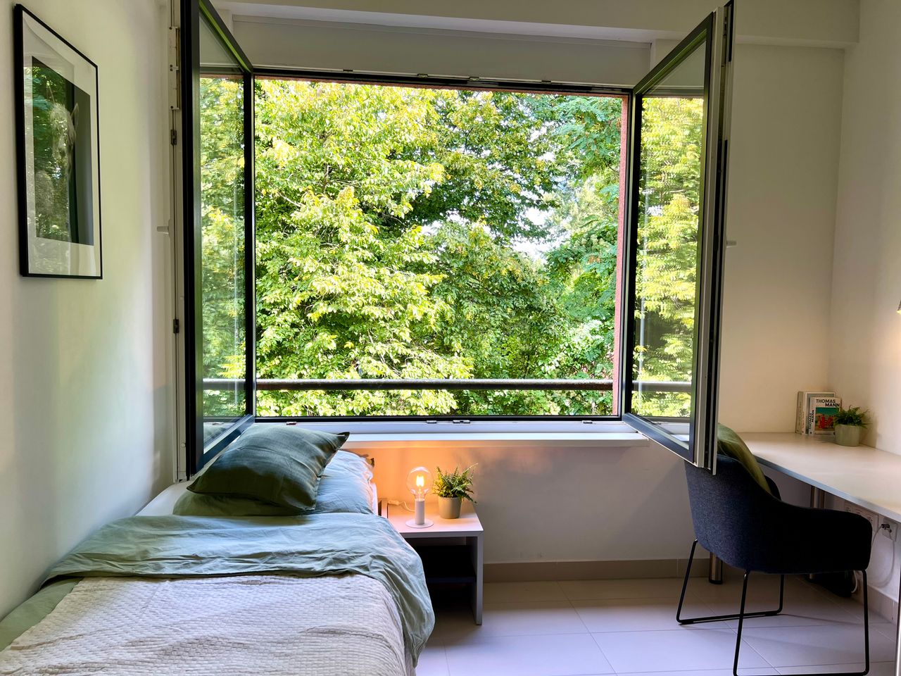 Wohnung Königin-Luise-Straße in Berlin