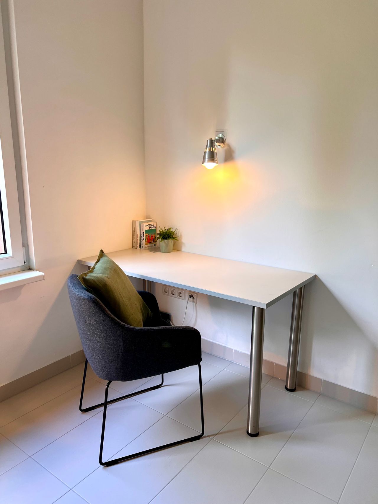 Wohnung Königin-Luise-Straße in Berlin