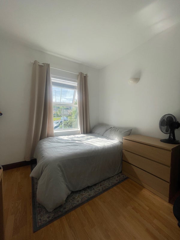 Flat Meanwood Road in Leeds
