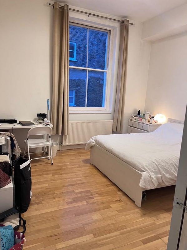 Room Holland Road in Greater London