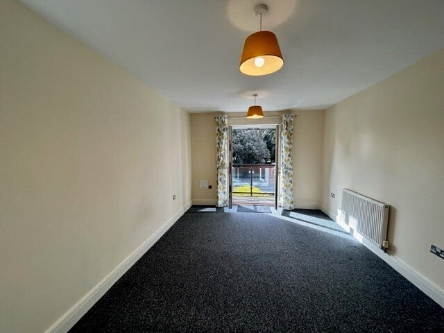 Flat Wimborne Road in Bournemouth
