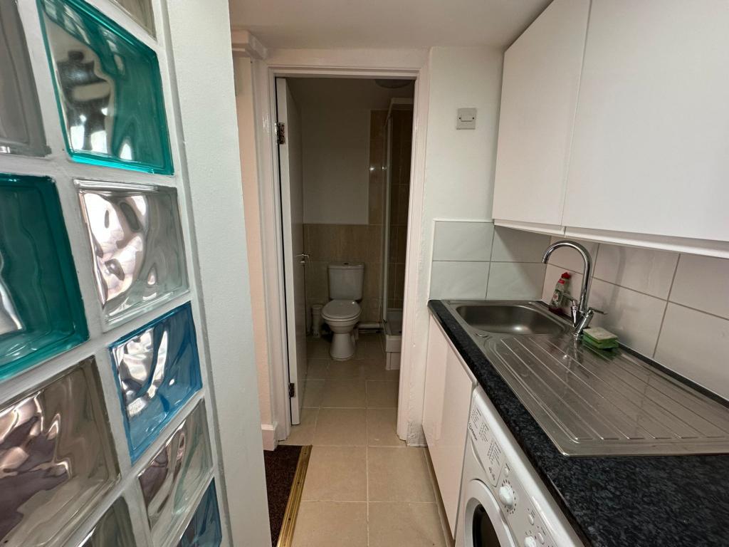 Flat Clarence Road in London