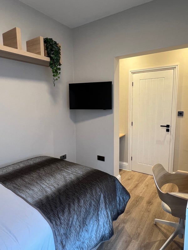 Room Ashworth Street in Bury