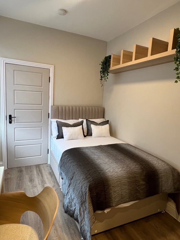 Room Ashworth Street in Bury