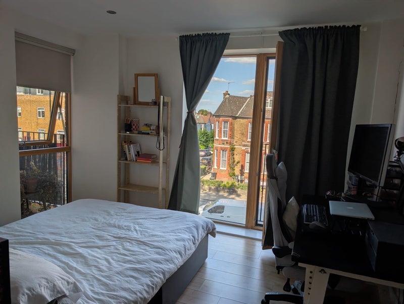 Room Upper Clapton Road in Greater London