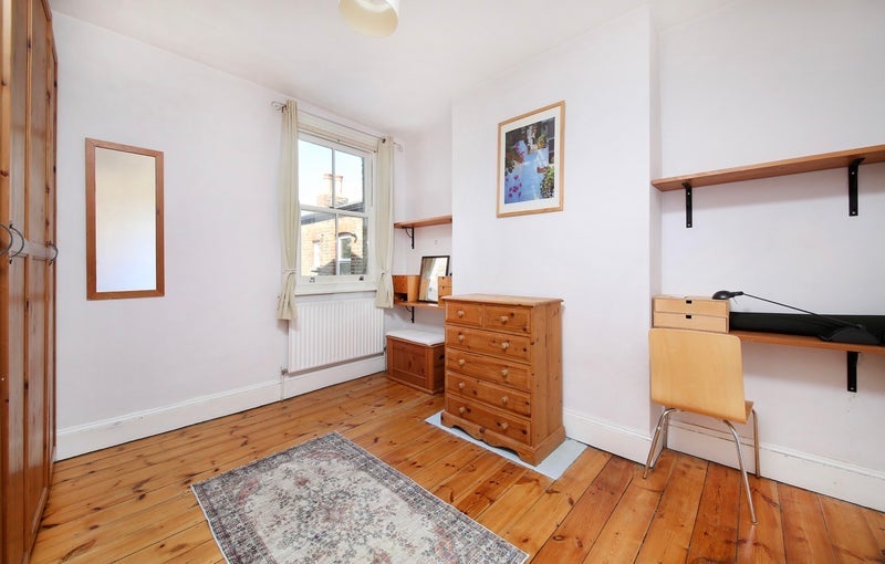 Room Ashleigh Road in Greater London