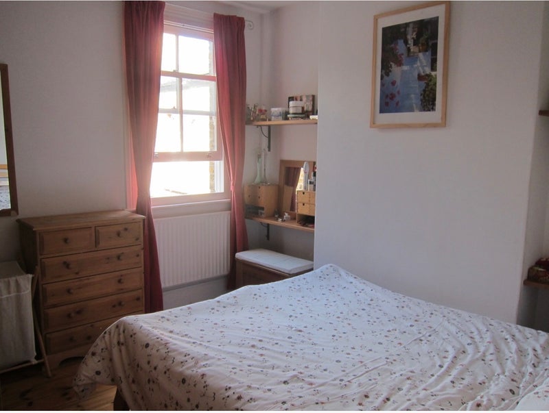 Room Ashleigh Road in Greater London
