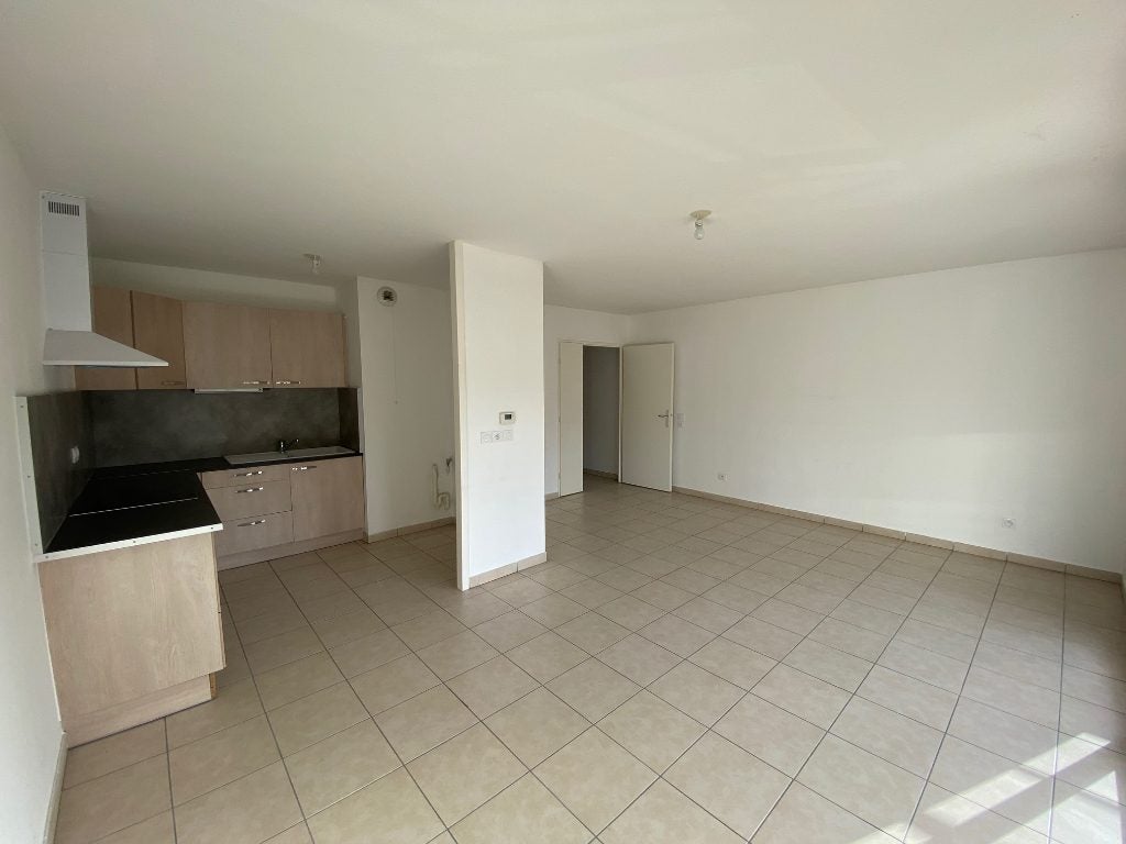 Flat Rue du Plan in Rives