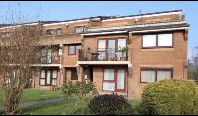 Flat Langham Road in Greater London