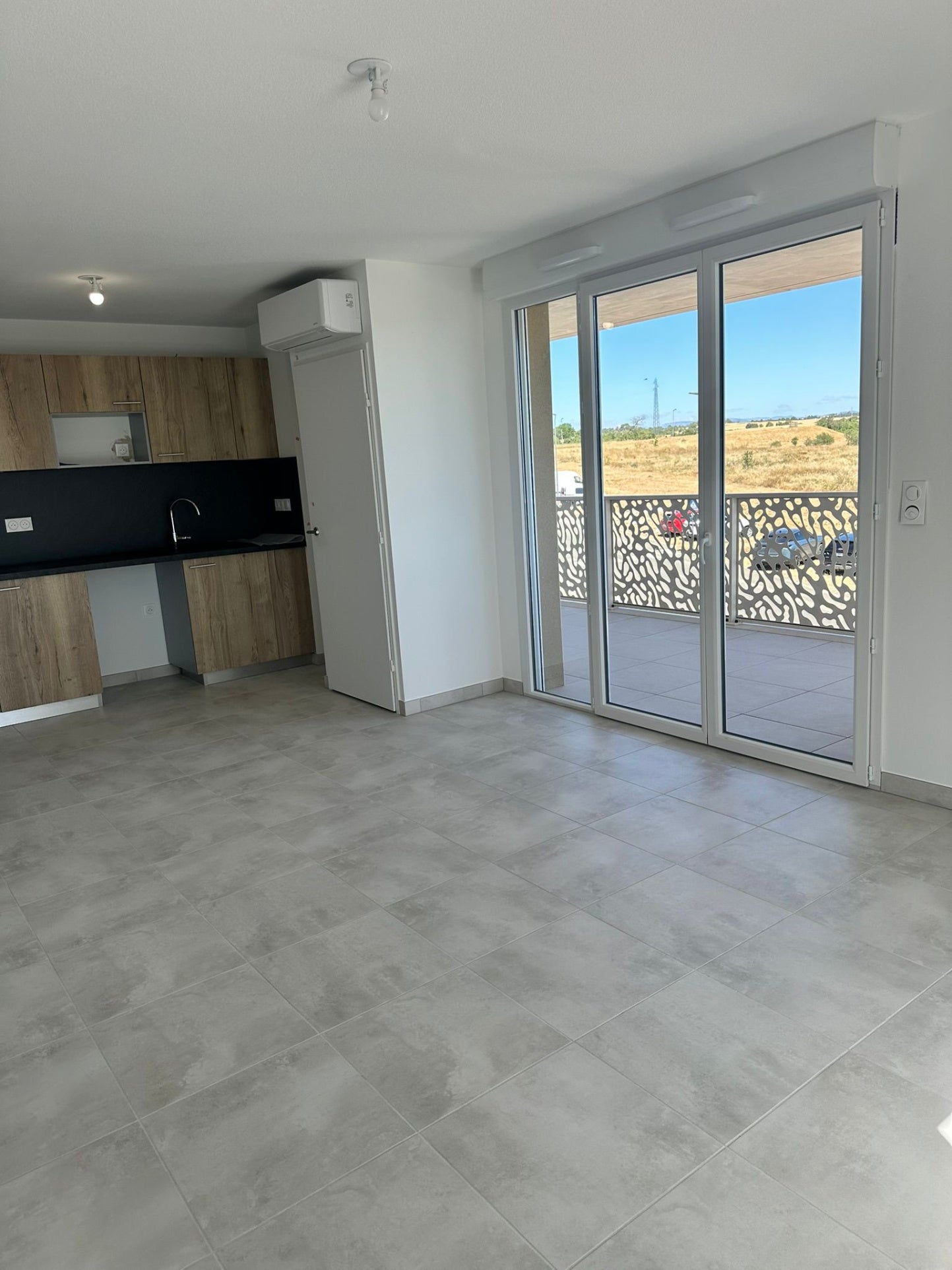 Flat Rue Roger Rouan in Béziers