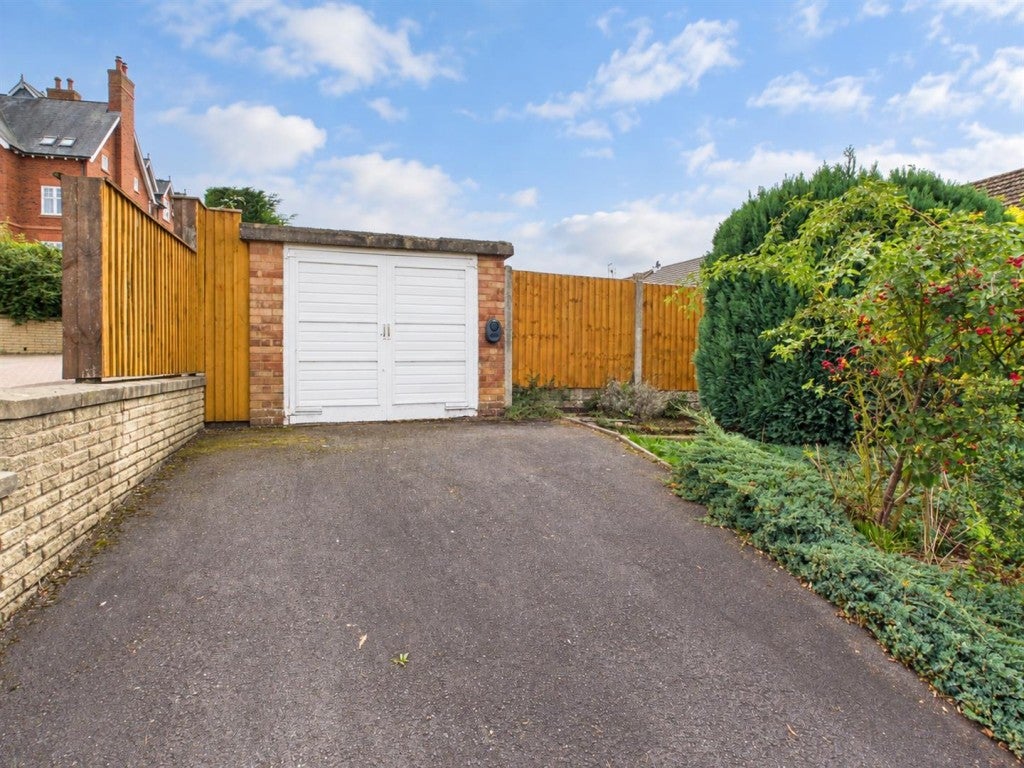 House Comber Grove in South Staffordshire