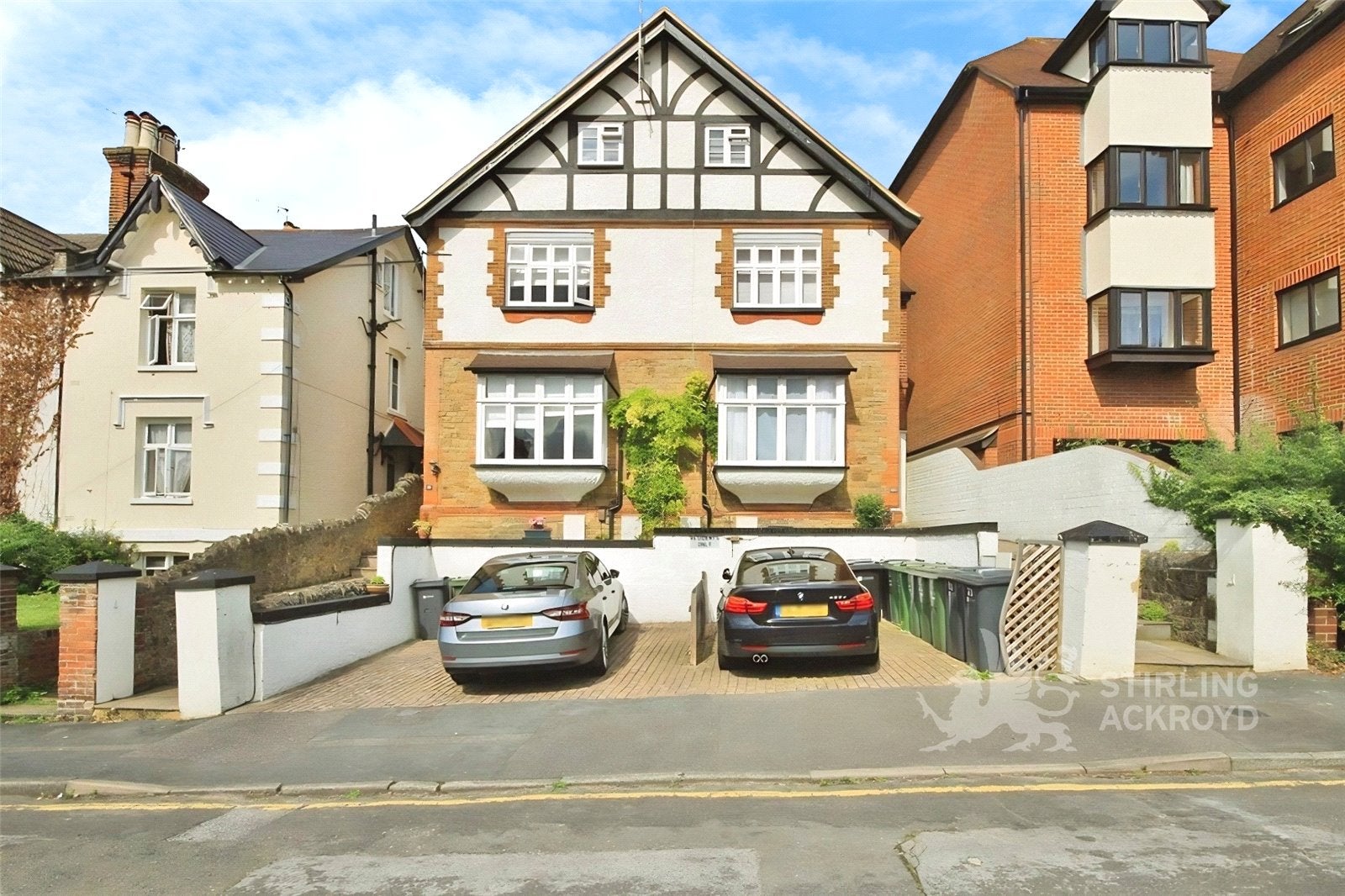 Flat Baillie Road in Guildford