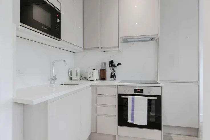 Flat Sussex Gardens in City of Westminster