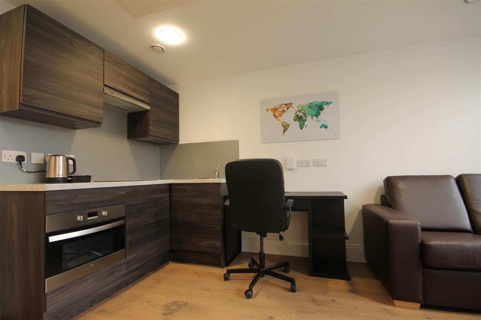 Flat Percy Street in Newcastle upon Tyne