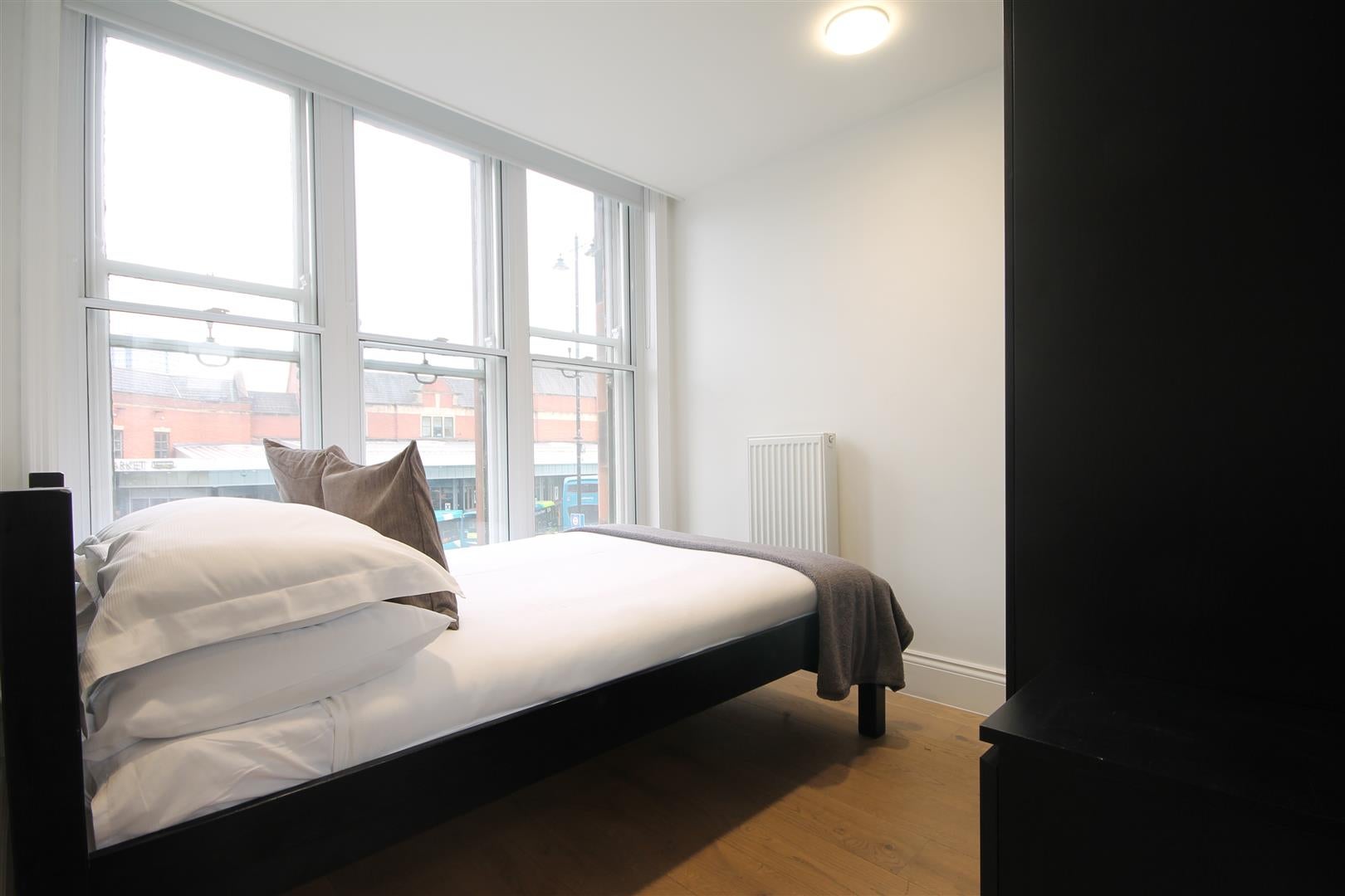 Flat Percy Street in Newcastle upon Tyne