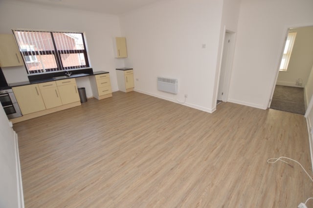 Flat Woodhouse Lane in Wigan