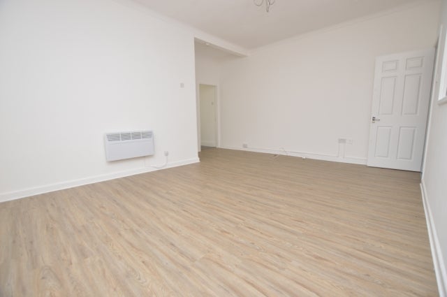 Flat Woodhouse Lane in Wigan
