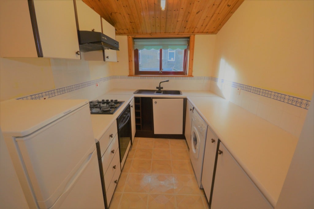 Flat Station Court in Leven