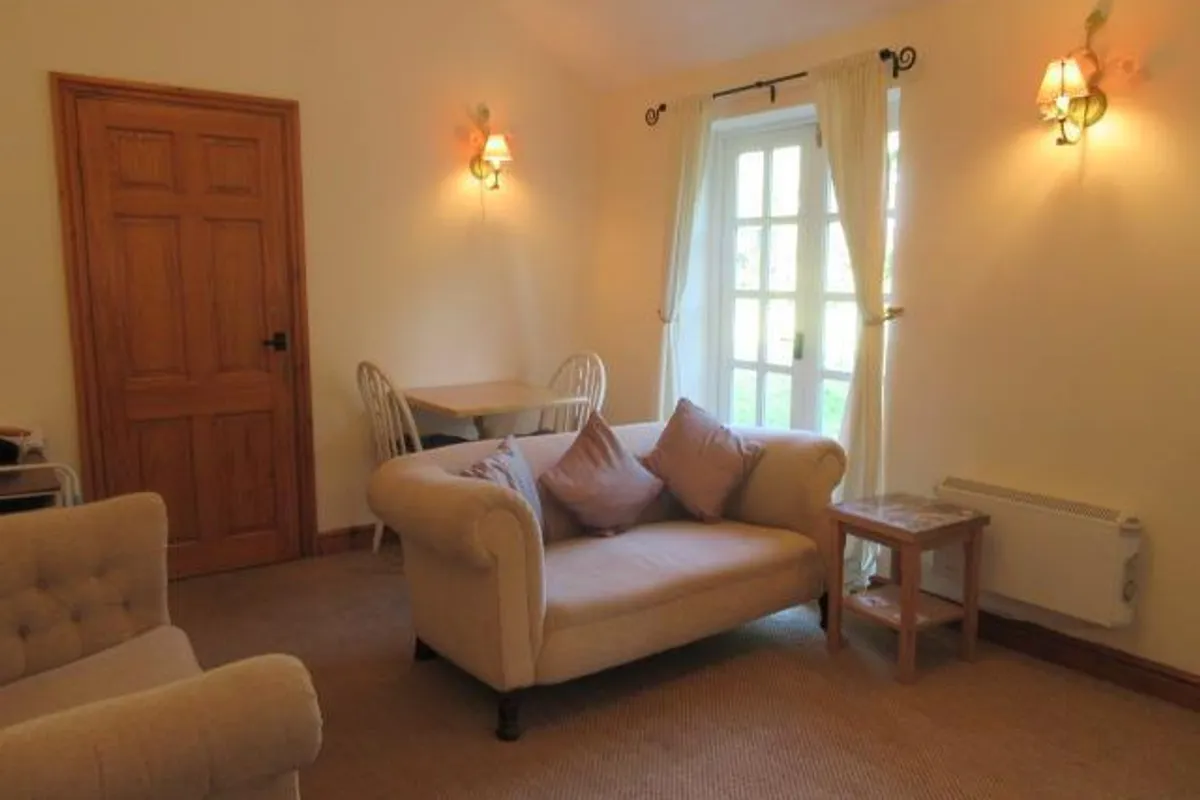 Flat Eden Road in Metropolitan Borough of Solihull