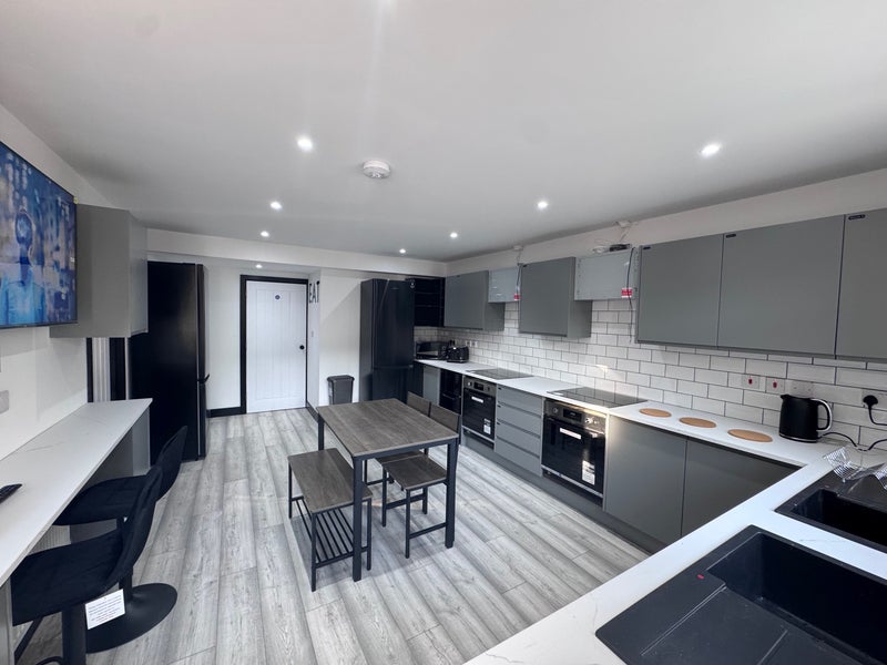 House Busby Close in Coventry