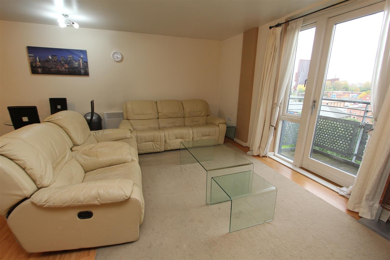 Flat Aspect Gardens in Leeds