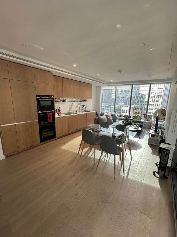 Room Park Drive in Greater London