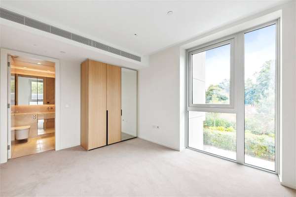 Flat Lillie Square in Greater London