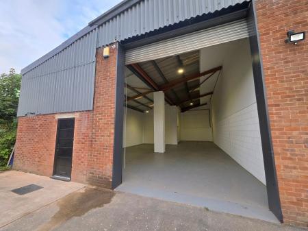 Flat Farmway in Mansfield Woodhouse