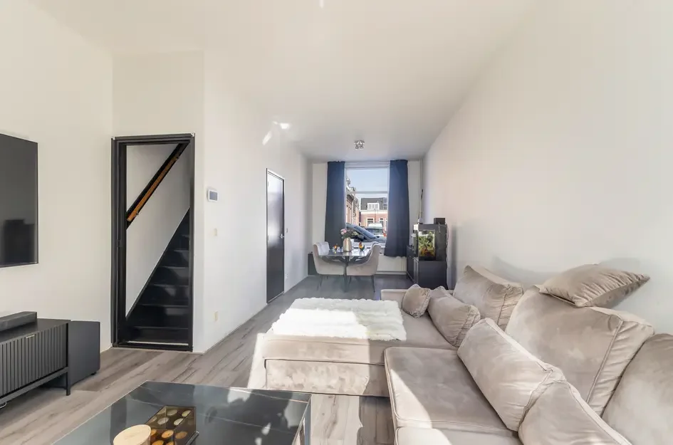 Tussenwoning te koop: Rozenstraat 2, Dordrecht