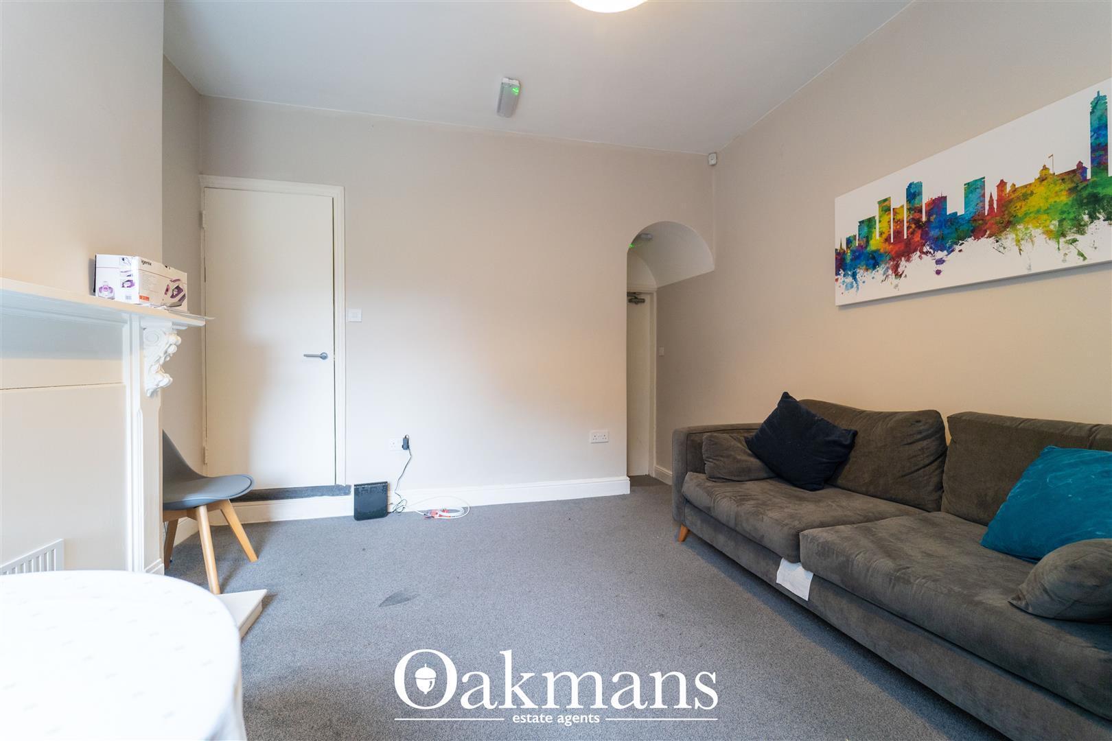 Flat Selsey Road in Birmingham