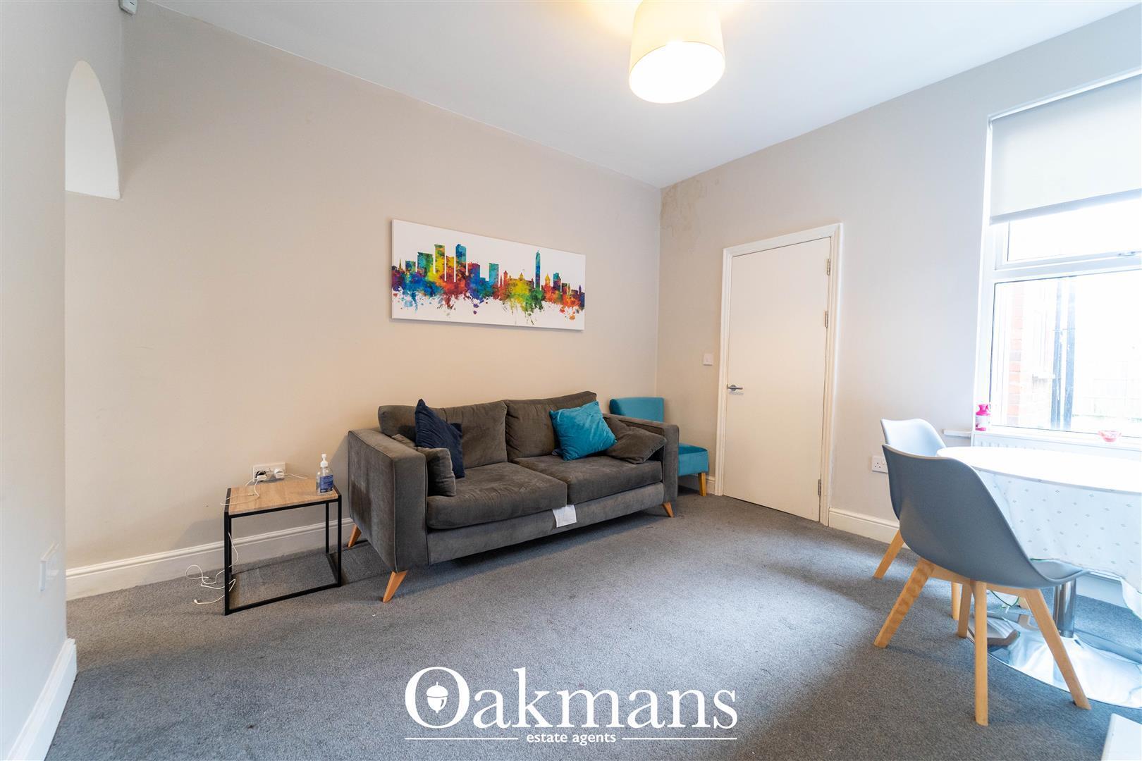 Flat Selsey Road in Birmingham