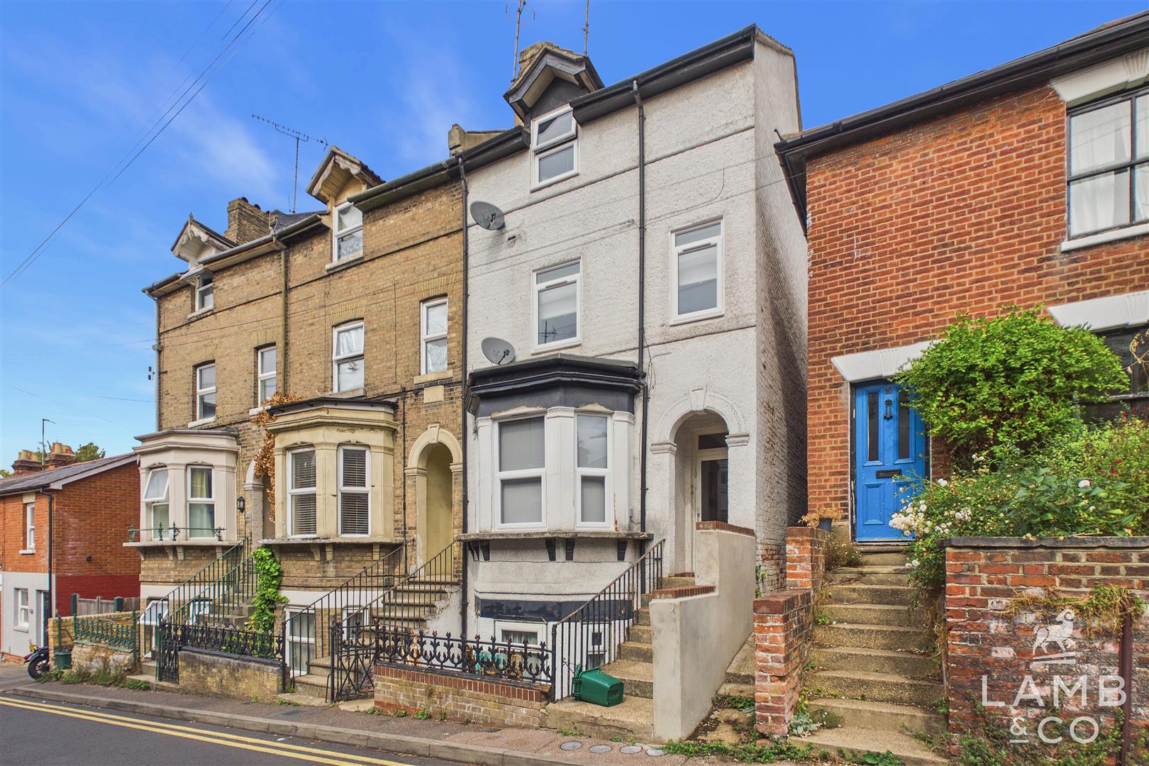 Flat Alexandra Road in Colchester