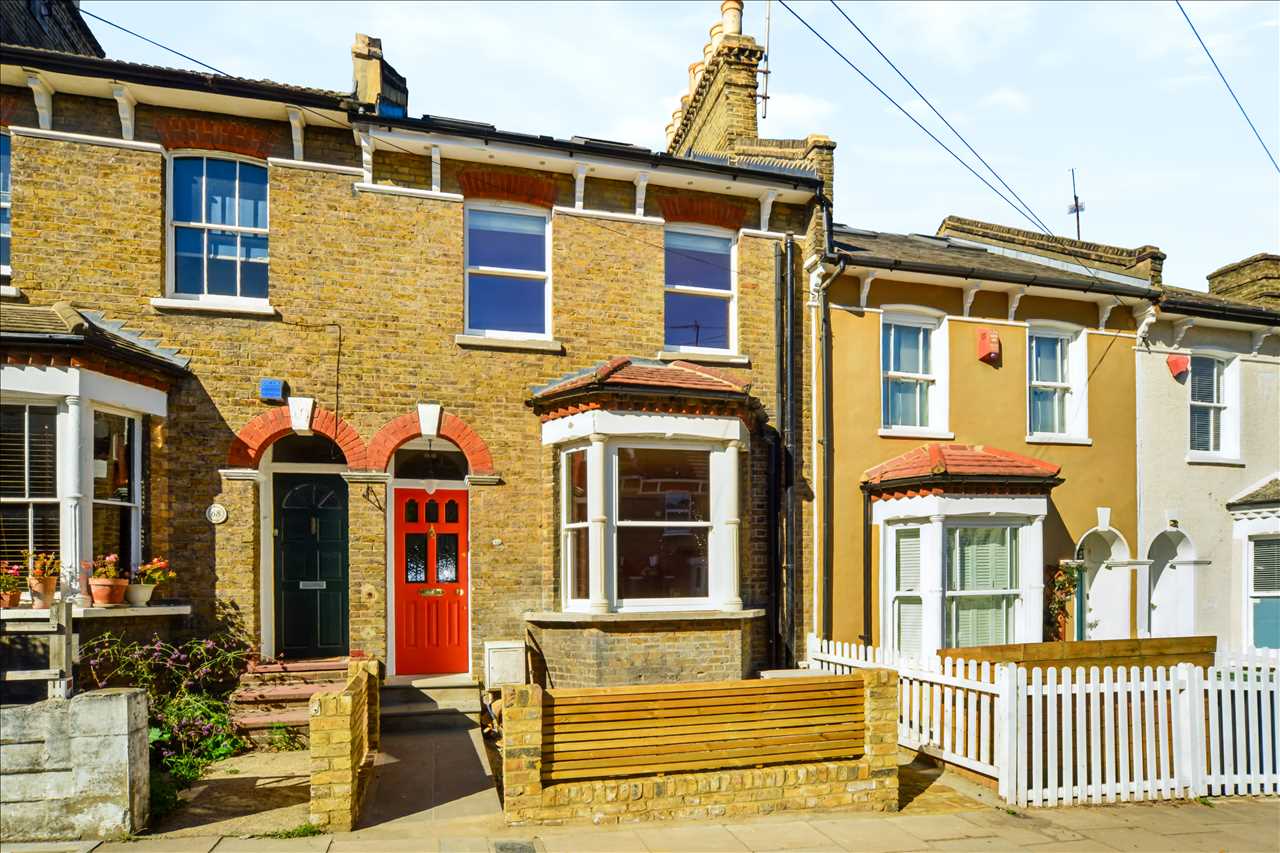 House Ellerdale Street in Greater London
