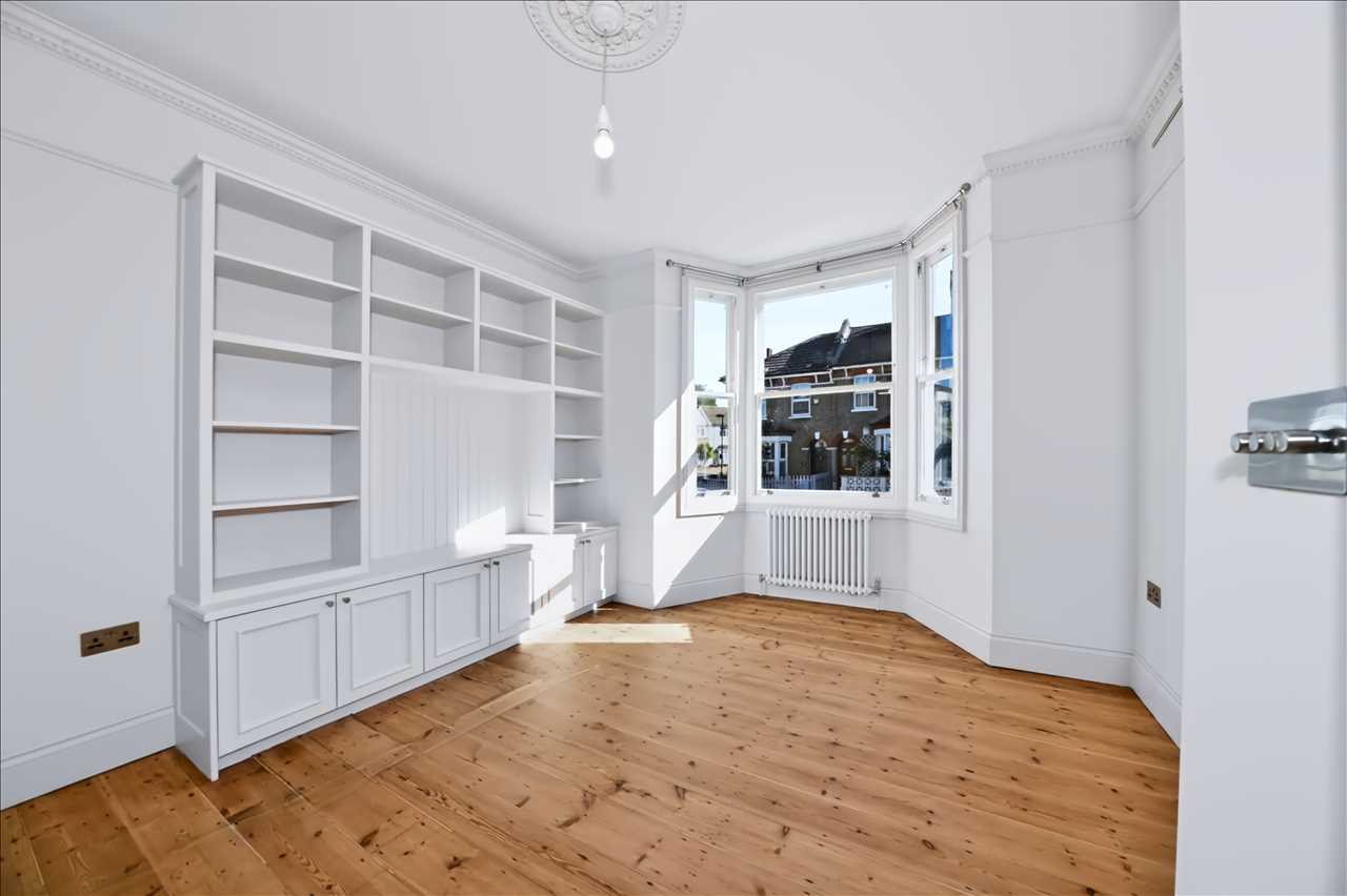 House Ellerdale Street in Greater London