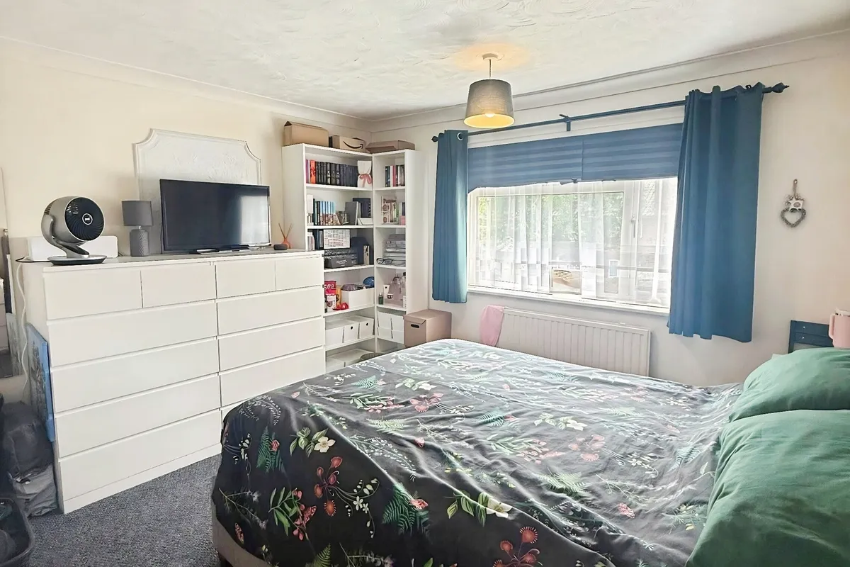 Flat Clematis Way in Colchester