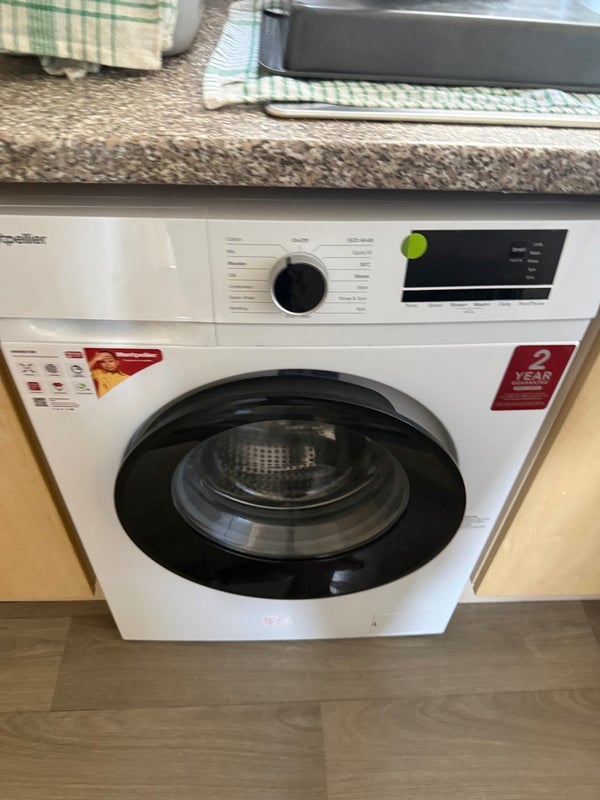 Room Inchcolm Court in City of Edinburgh