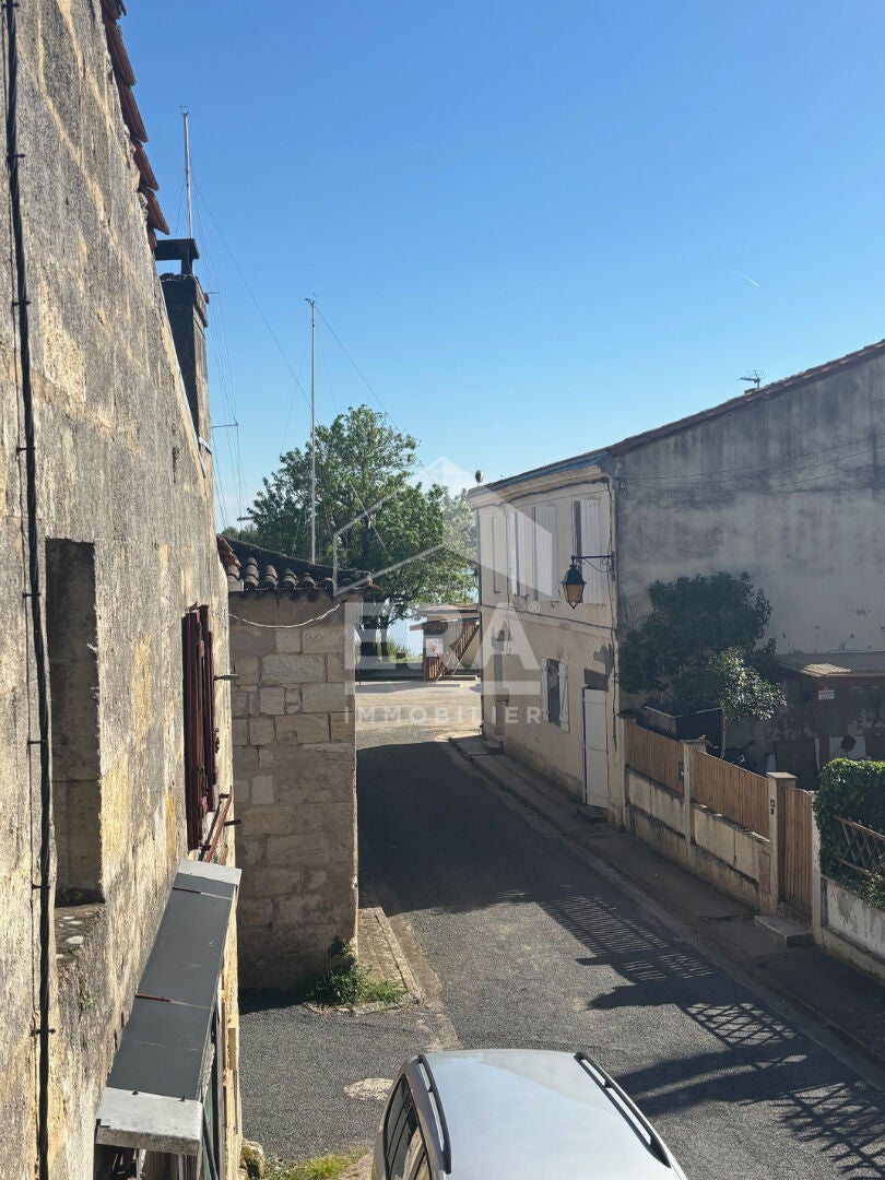 Flat Rue du Quatre Septembre in Bourg