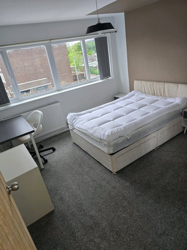 Room Fenwick Lane in Runcorn