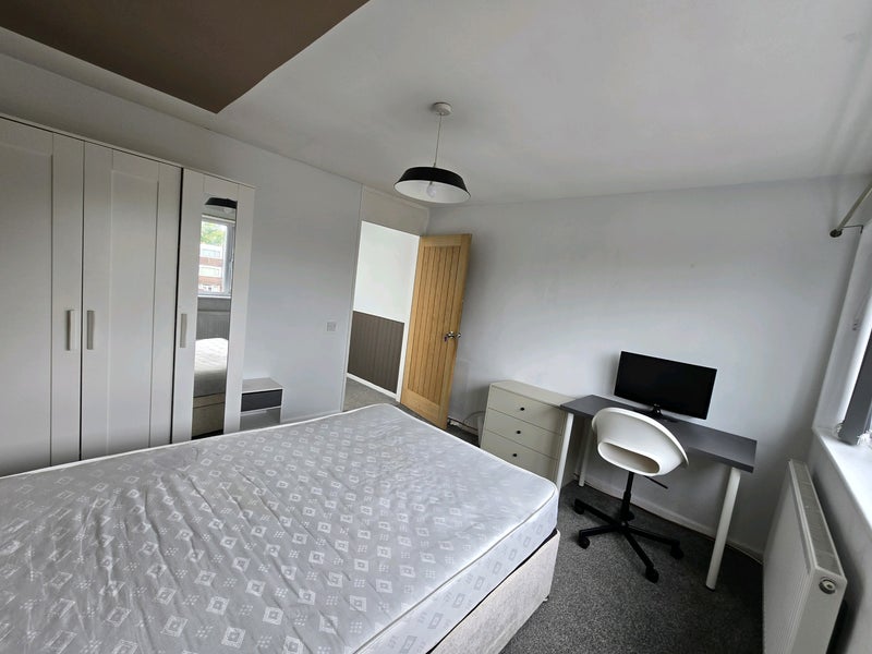 Room Fenwick Lane in Runcorn