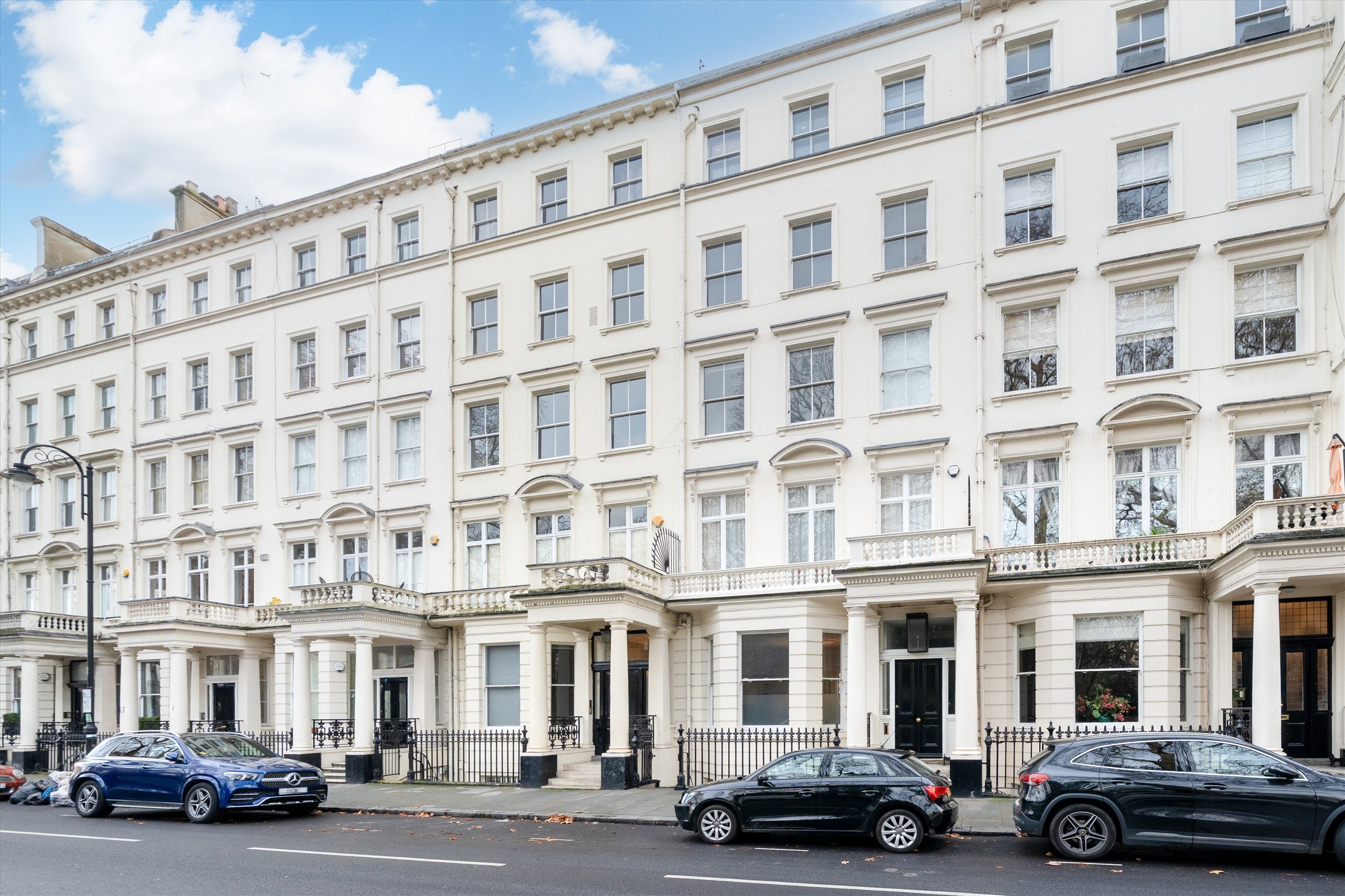 Flat Stanhope Gardens in Greater London