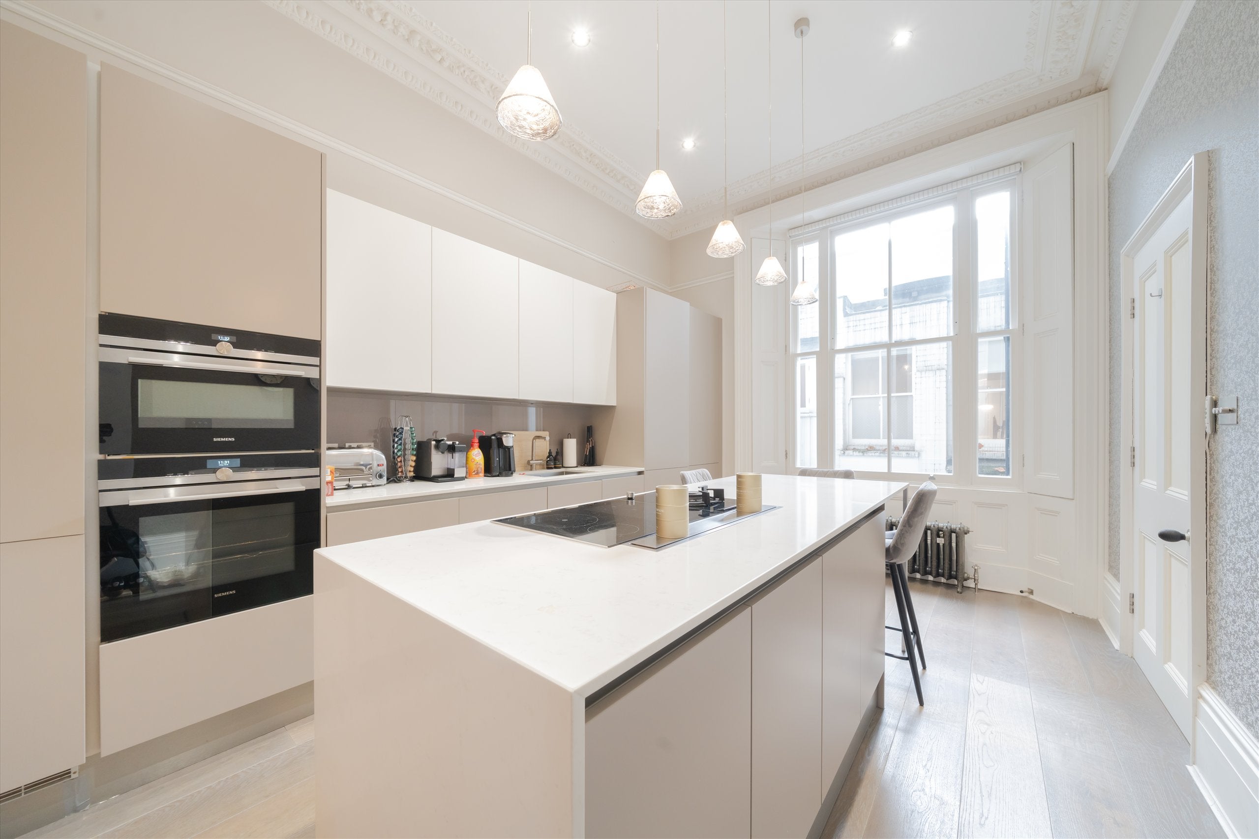 Flat Stanhope Gardens in Greater London