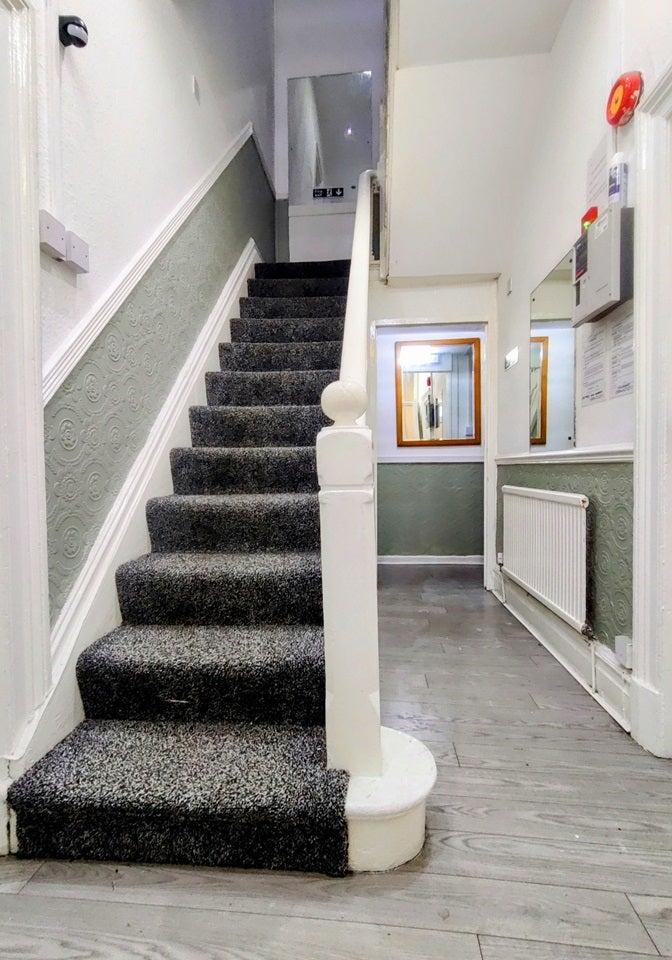 Room Elmsley Street in Preston