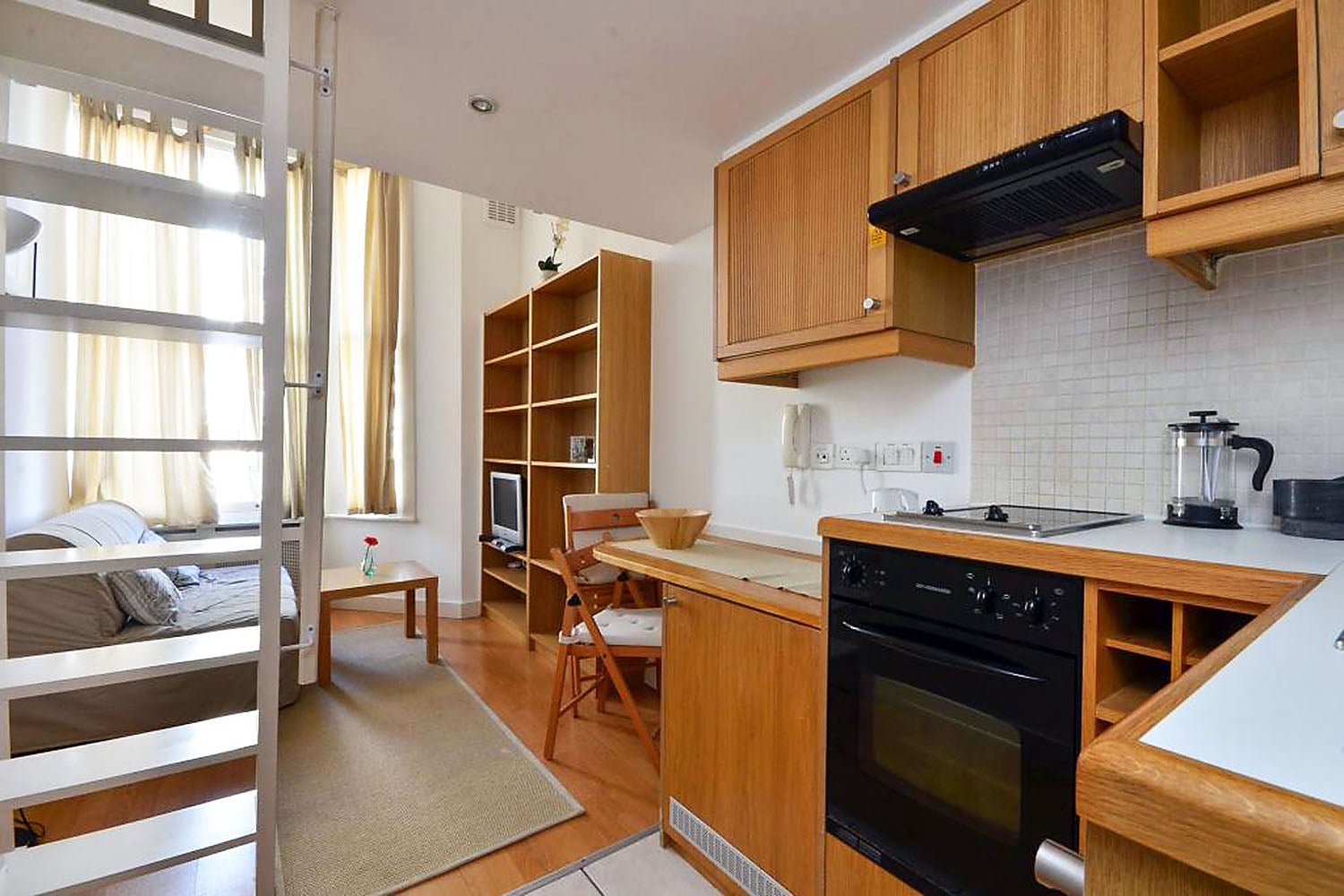 Flat Fairholme Road in Greater London